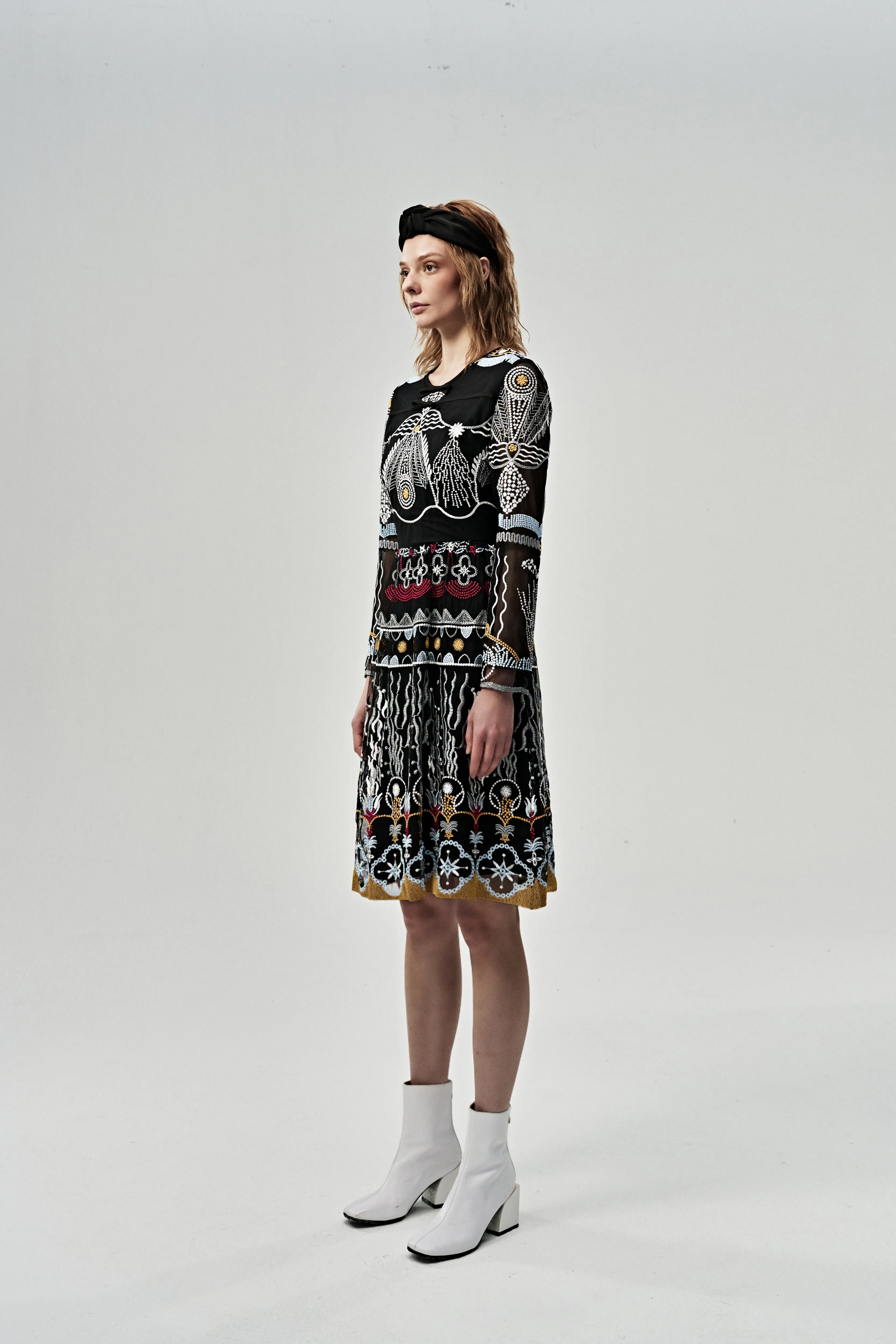 DoubleStitchedEdges Durable Stitching Vintage 80's Tribal Pattern Black Long Sleeve Knee-length Dress
