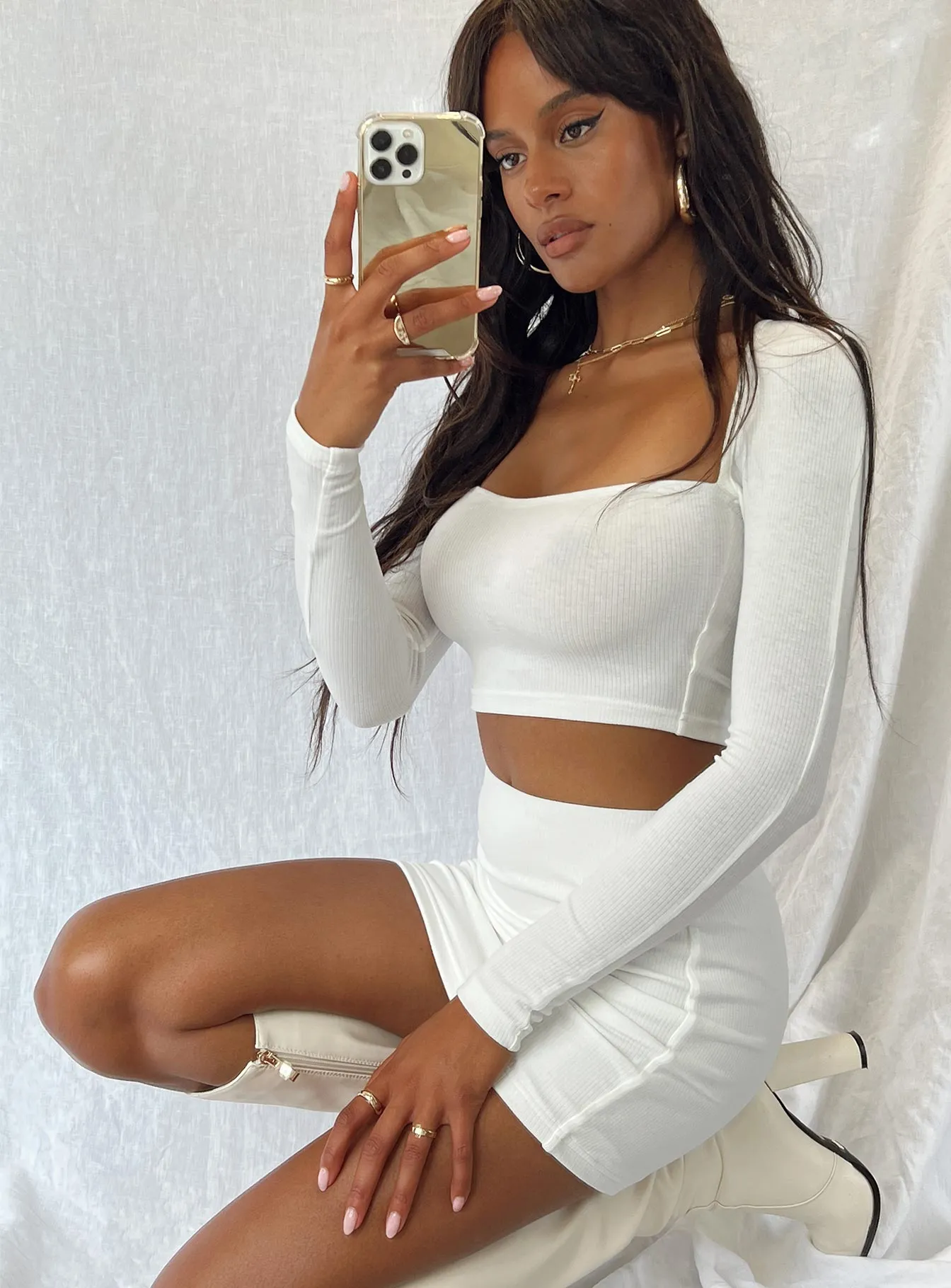 anti static Crisp Look Beatty Set White