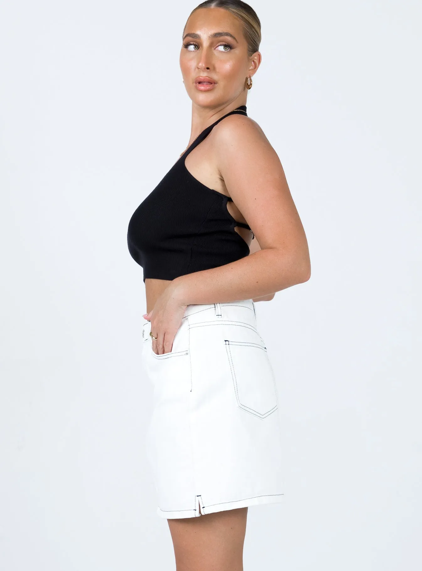 Abstract Motif Unique Feature Aswan Constrast Stitch Mini Skirt White