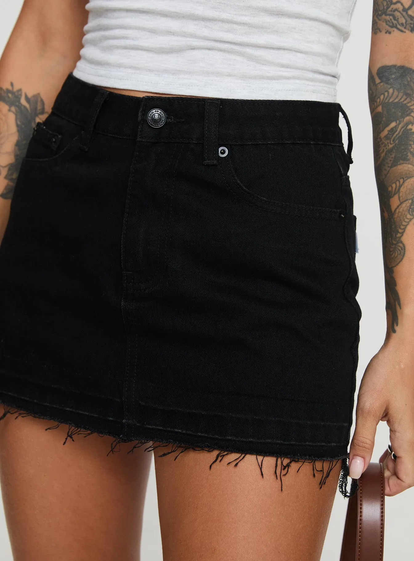 Athleisure Inspired Aster Mini Skirt Black