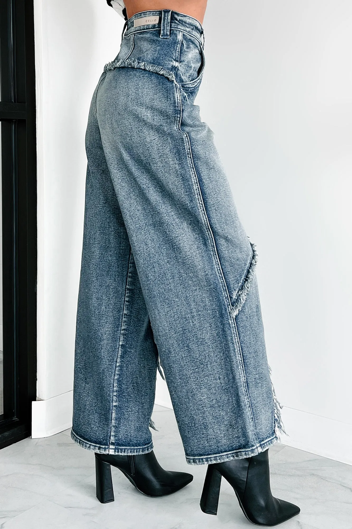 Vernon High Rise Frayed Edge Cello Skater Jeans (Tint) Always Needed